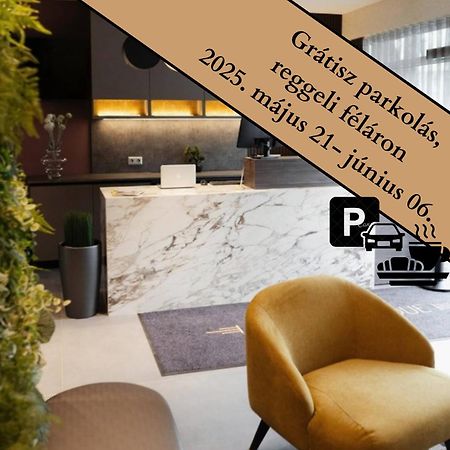 Riva Boutique Hotel 塞格德 外观 照片