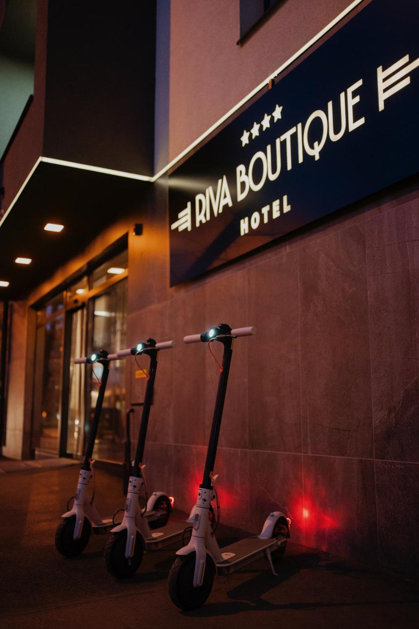 Riva Boutique Hotel 塞格德 外观 照片