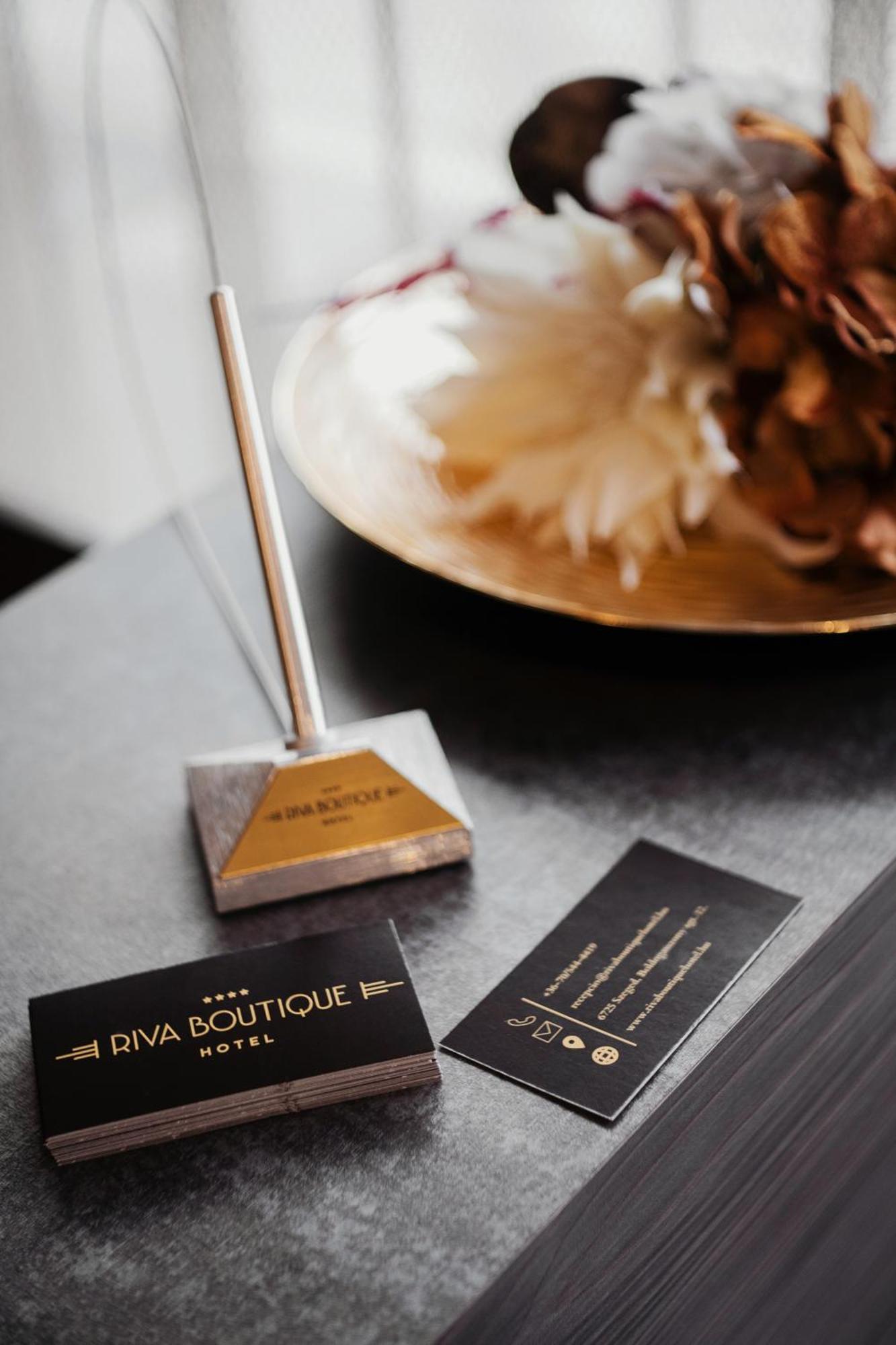 Riva Boutique Hotel 塞格德 外观 照片