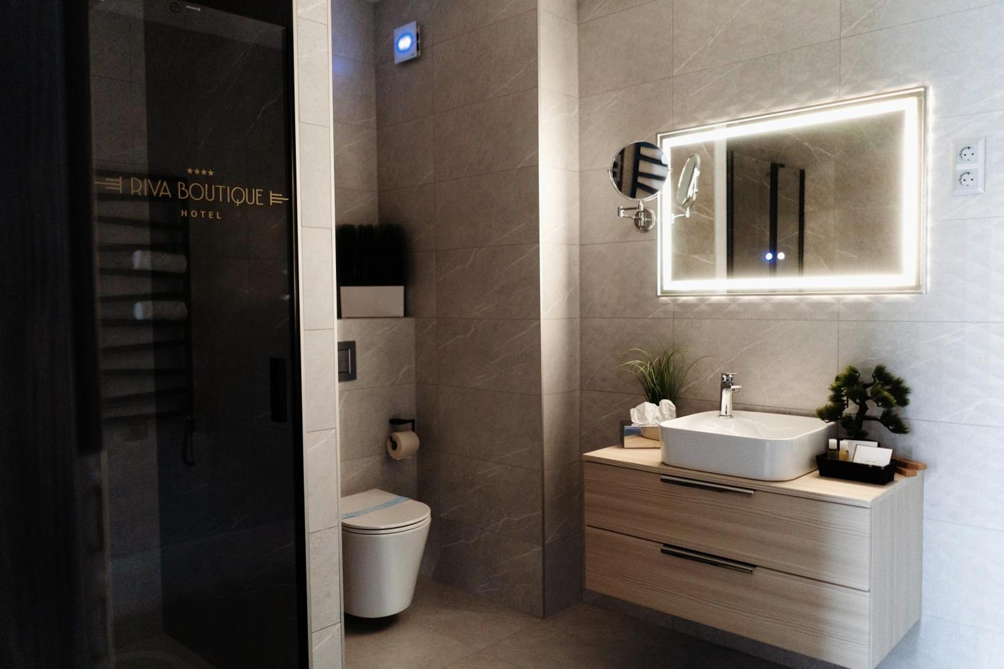 Riva Boutique Hotel 塞格德 外观 照片