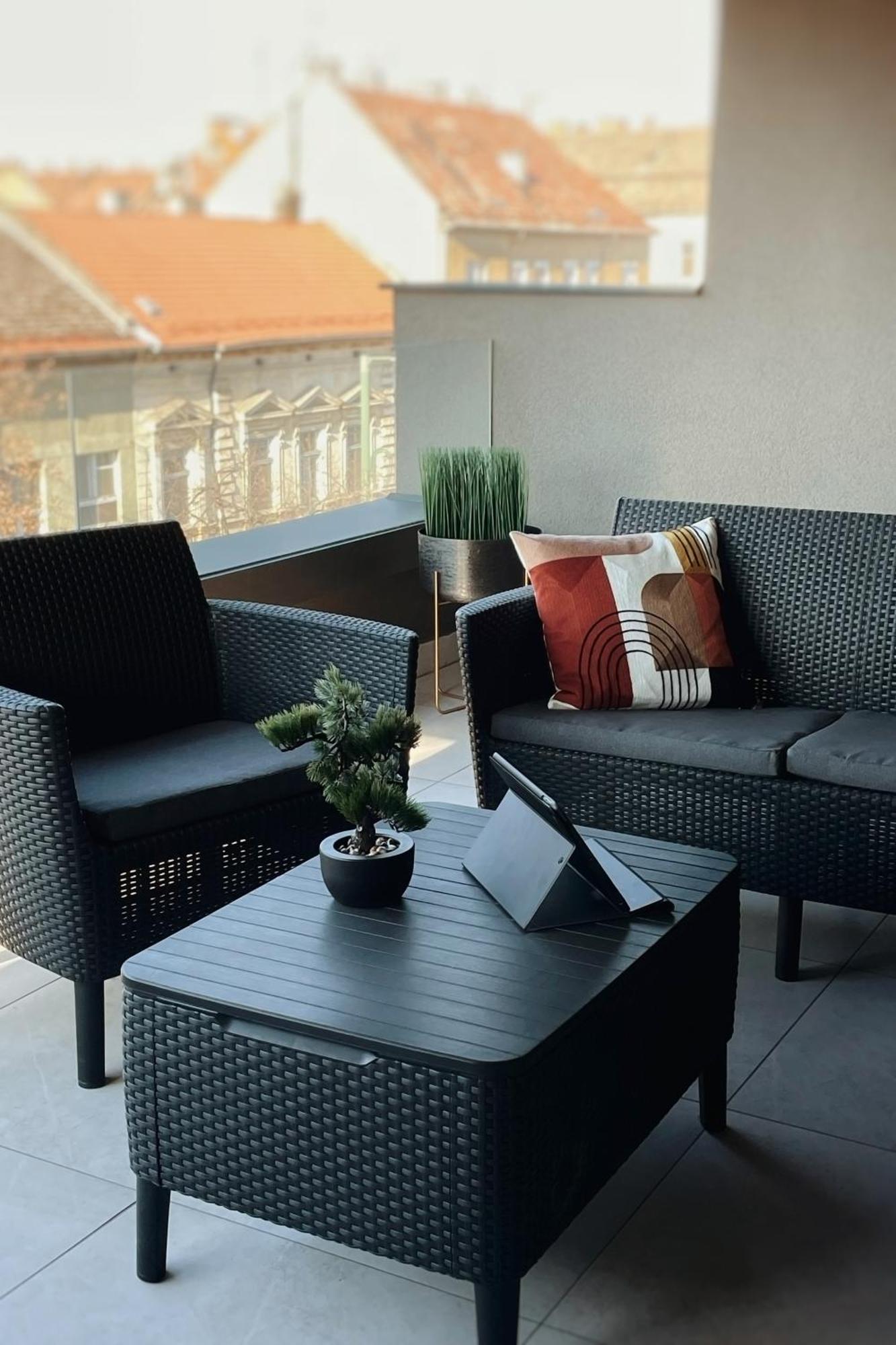Riva Boutique Hotel 塞格德 外观 照片